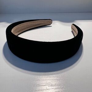 2/$20 Elegant Black Velvet Headband